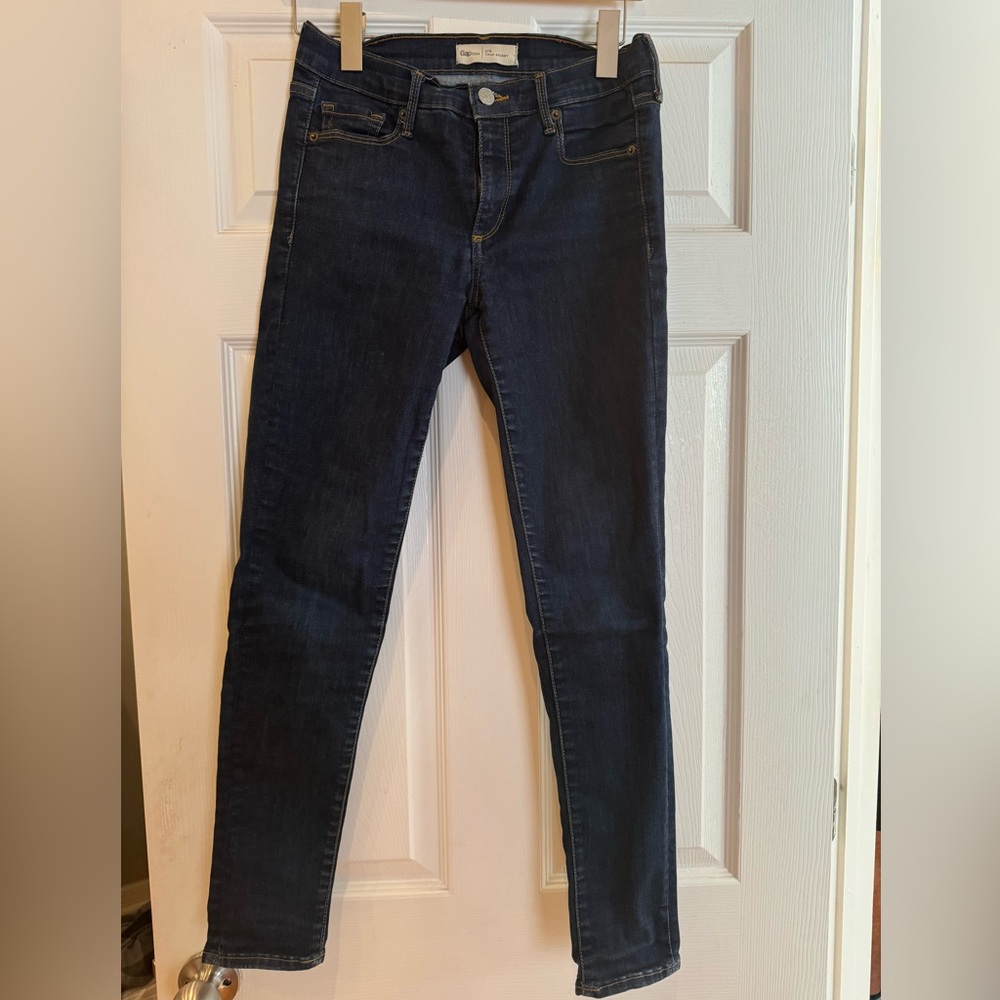 Gap 27R True Skinny Jeans